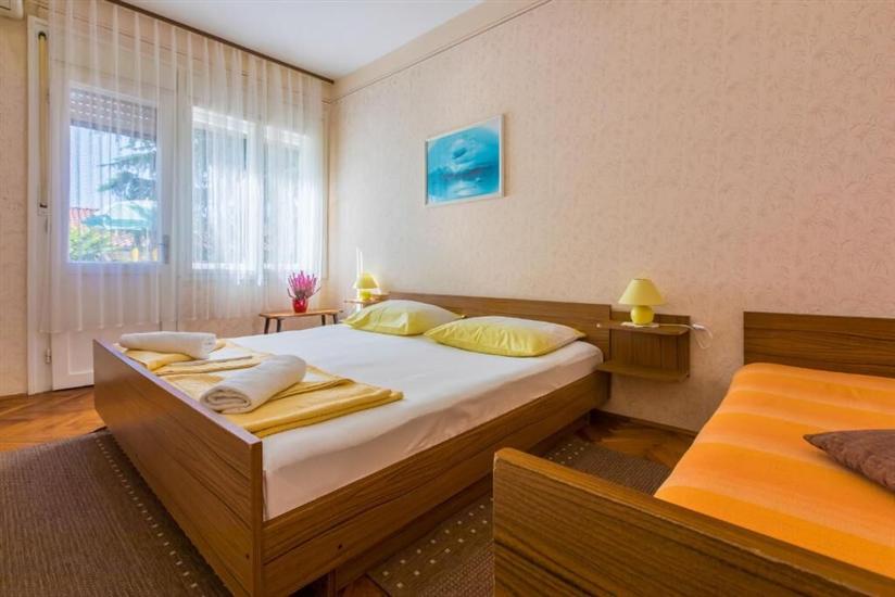 Apartment A2, for 5 persons