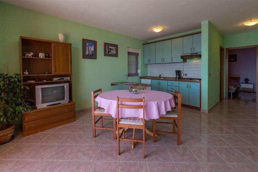 Apartment A2, for 4 persons