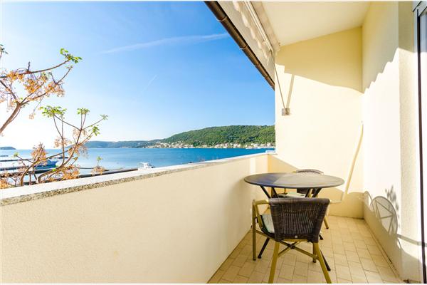 Apartment A4, for 5 persons