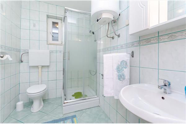 Apartment A1, for 6 persons