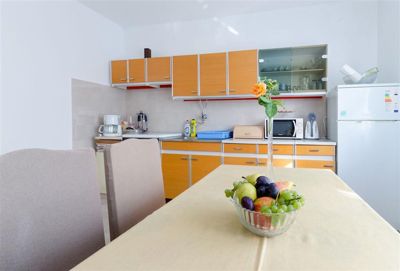 Apartment A1, for 6 persons
