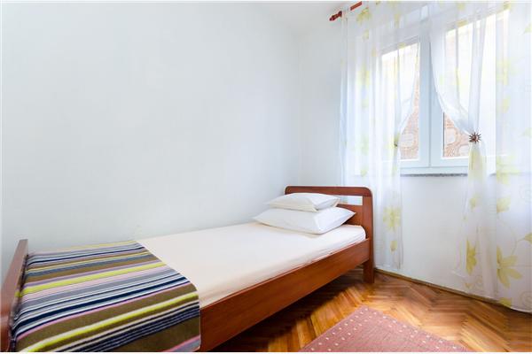 Apartment A1, for 6 persons