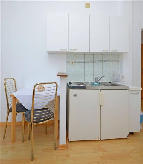 Apartment A4, for 4 persons
