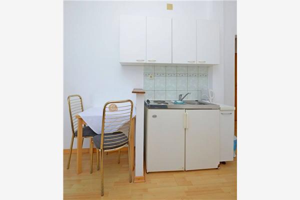 Apartment A4, for 4 persons