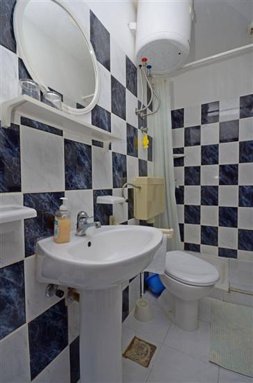 Room S1, for 2 persons