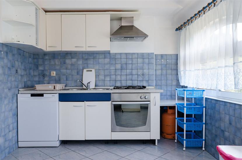 Apartment A1, for 8 persons