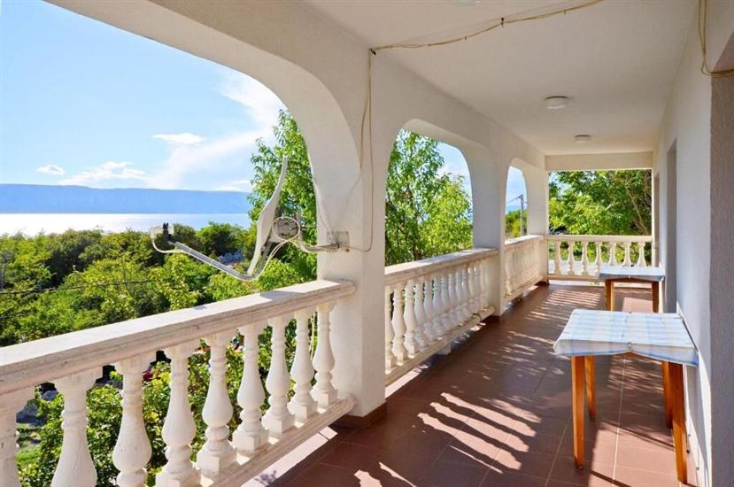 Lägenhet A1, för 8 personer