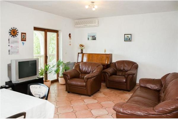 Lägenhet A1, för 8 personer