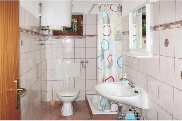 Lägenhet A1, för 8 personer