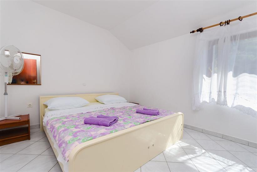 Apartment A1, for 8 persons