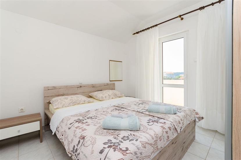 Apartment A1, for 8 persons