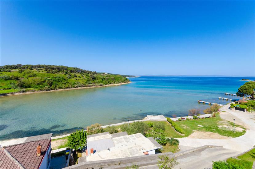 Apartment A1, for 8 persons