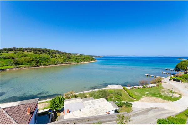 Apartment A1, for 8 persons