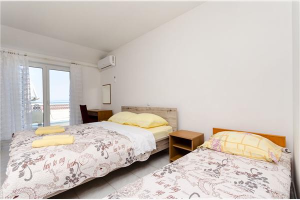 Apartment A1, for 8 persons