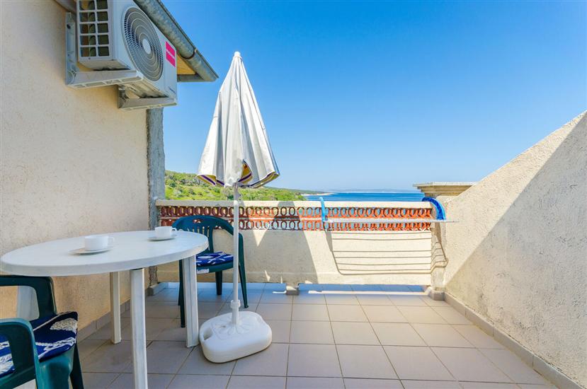 Apartment A1, for 8 persons