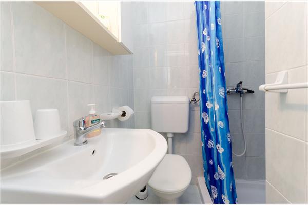 Apartment A2, for 8 persons