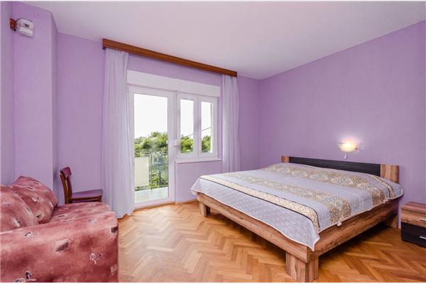 Apartment A1, for 5 persons
