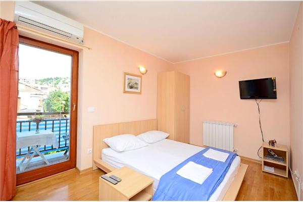 Apartment A1, for 2 persons