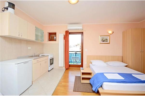 Apartment A1, for 2 persons