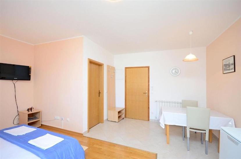 Apartment A1, for 2 persons