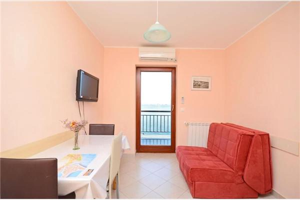 Apartment A2, for 3 persons