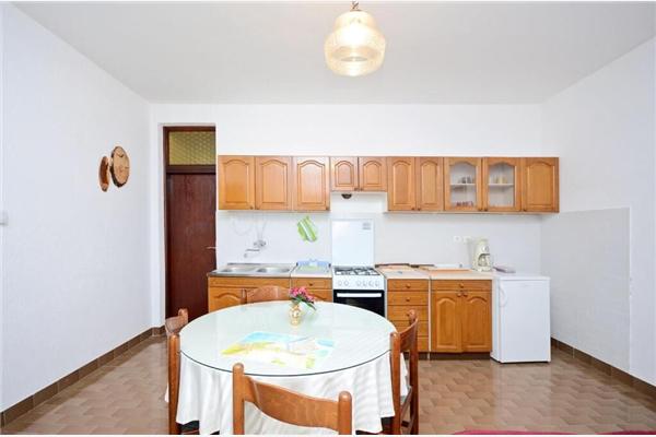 Apartment A5, for 4 persons
