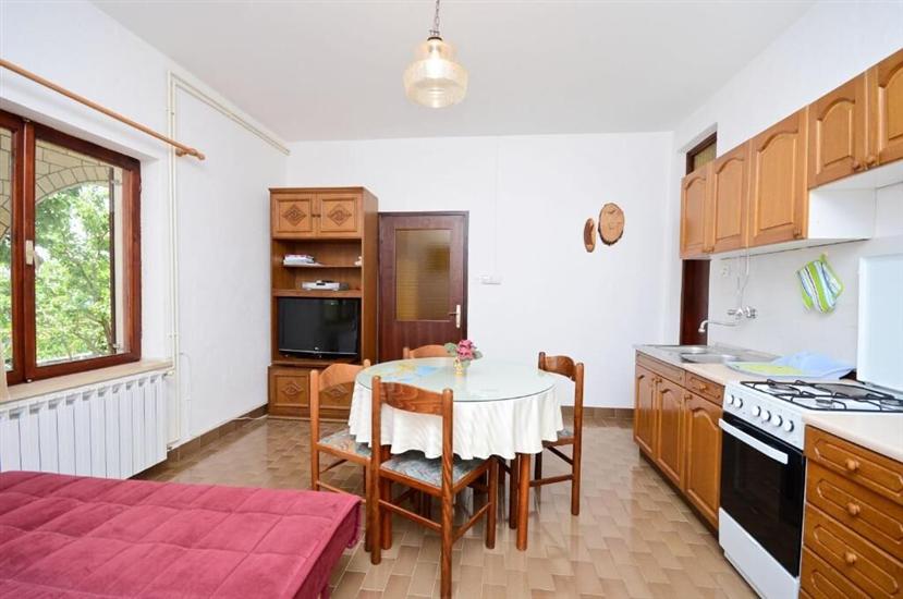 Apartment A5, for 4 persons