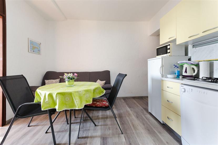 Apartment A4, for 4 persons