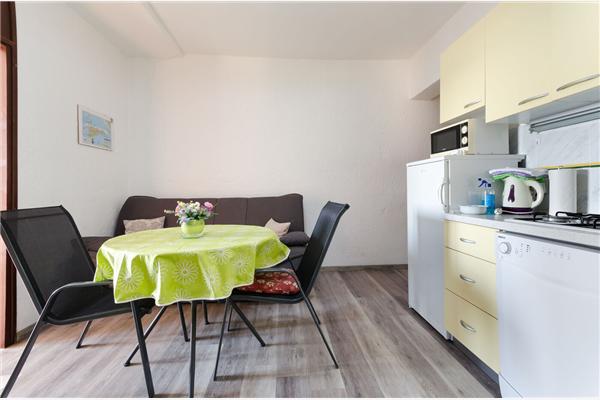 Apartment A4, for 4 persons