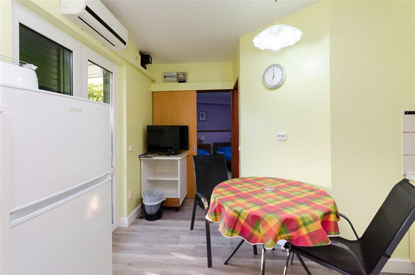 Apartment A5, for 4 persons