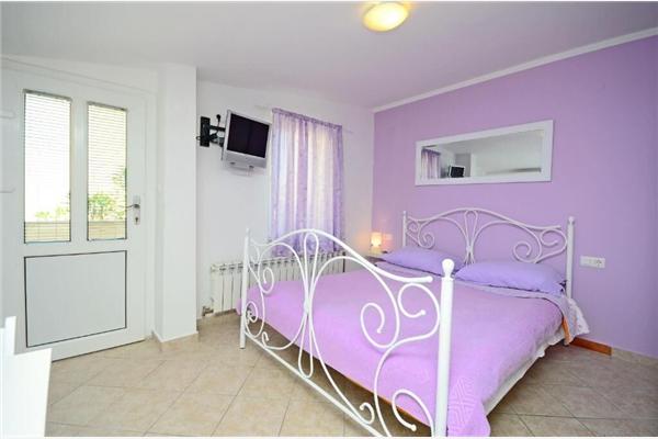 Apartment A1, for 2 persons