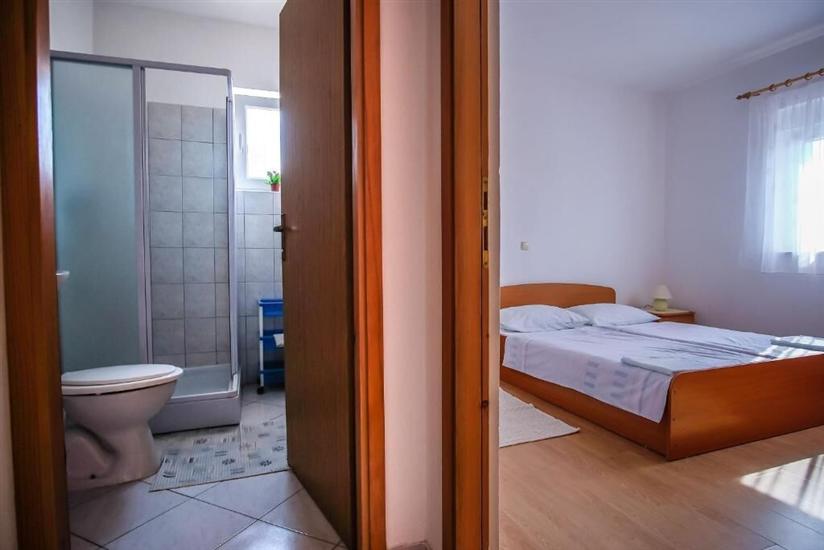 Apartment A4, for 4 persons