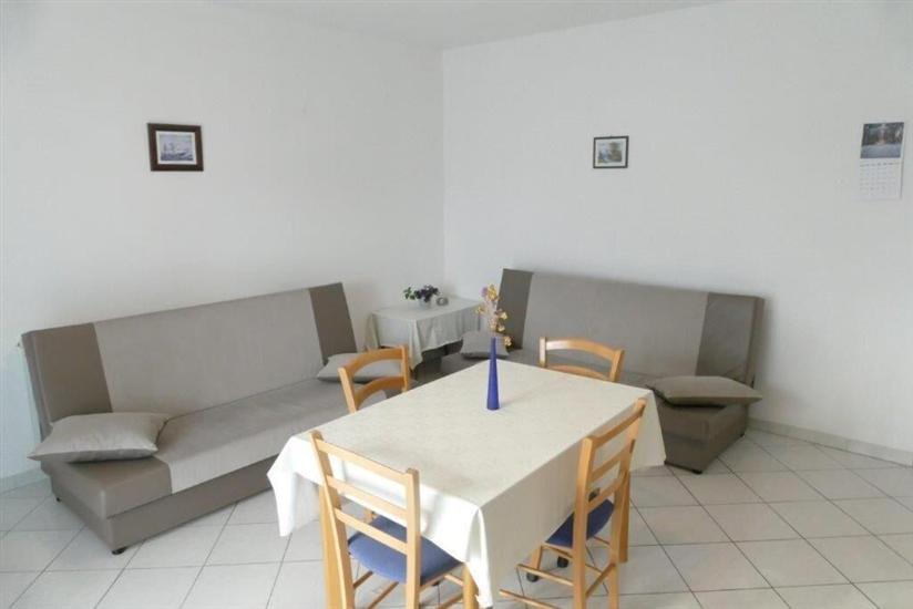 Apartment A4, for 4 persons