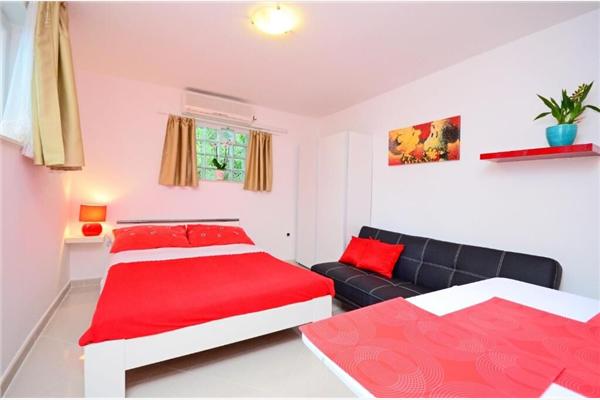 Apartment A2, for 2 persons