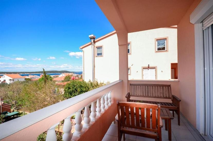 Apartment A5, for 4 persons