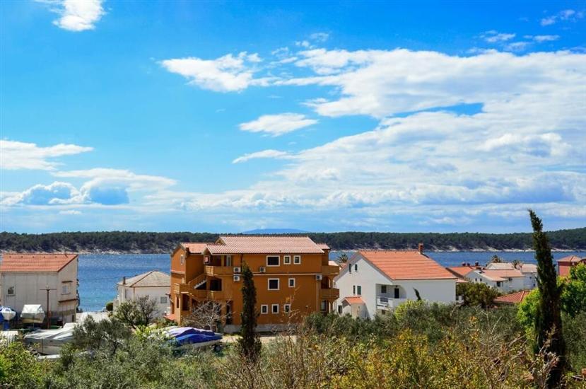 Apartment A5, for 4 persons