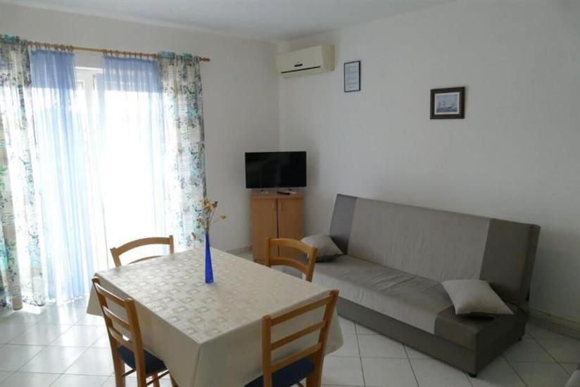 Apartment A6, for 4 persons
