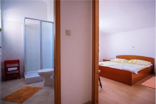 Apartment A7, for 4 persons