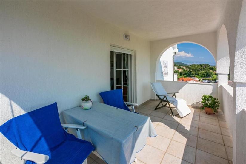 Apartment A2, for 3 persons