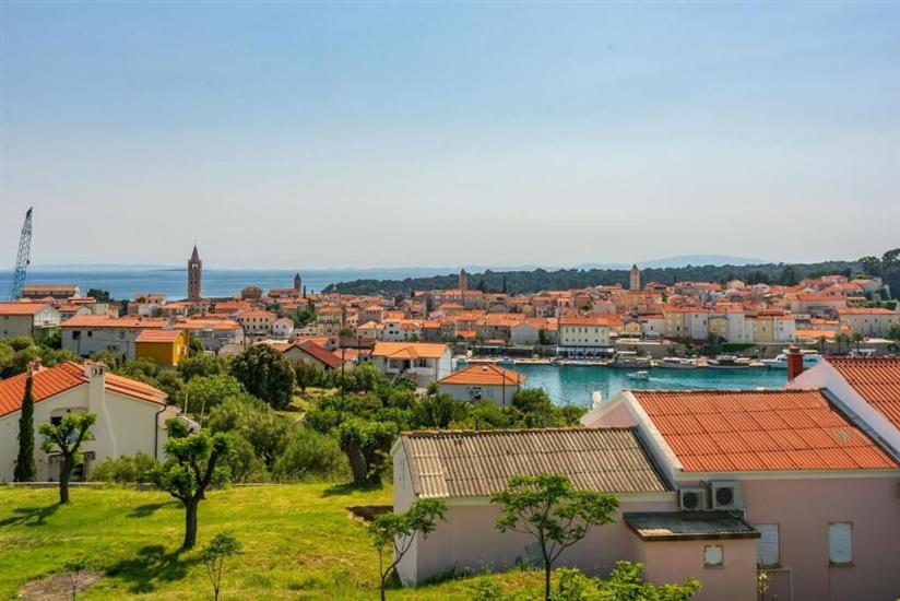 Apartment A4, for 6 persons