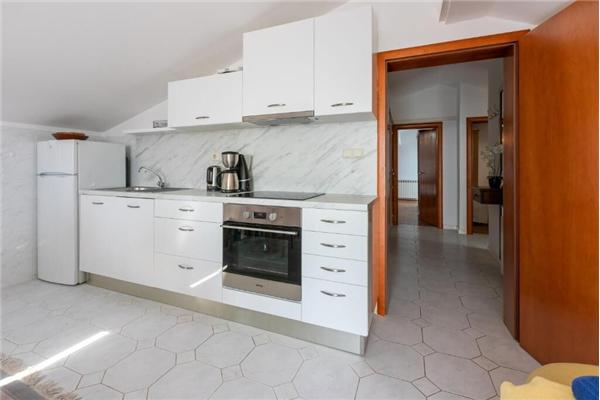 Apartment A4, for 6 persons