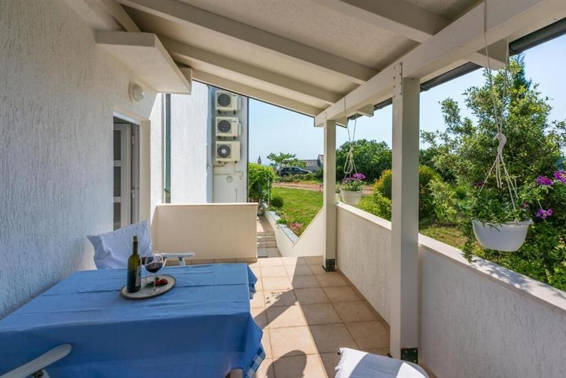 Apartment A5, for 2 persons