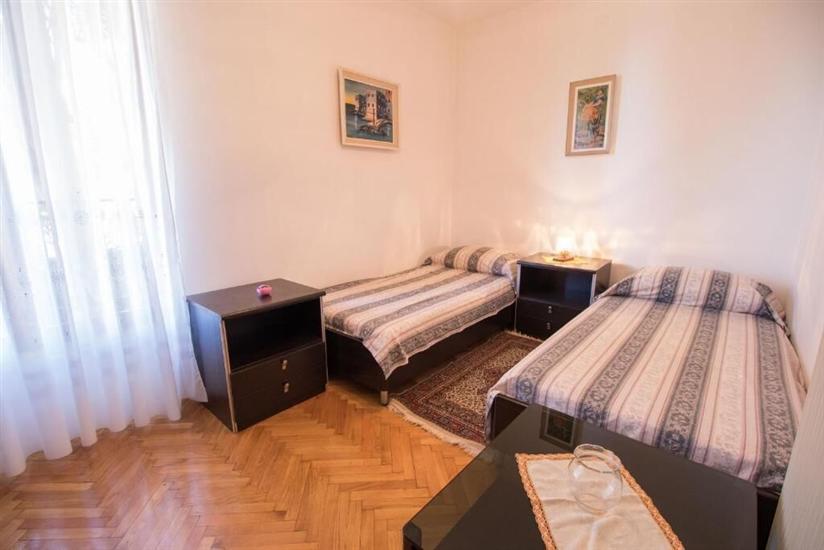 Apartment A1, for 6 persons