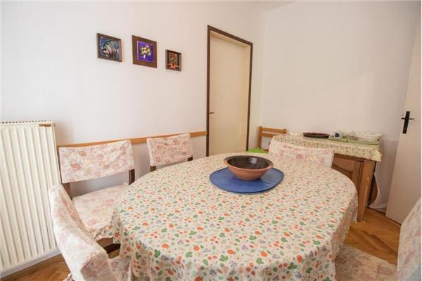 Apartment A1, for 6 persons