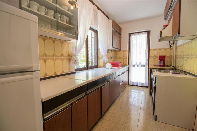 Apartment A1, for 6 persons