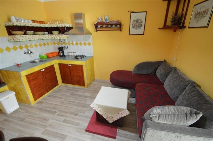 Apartment A2, for 3 persons