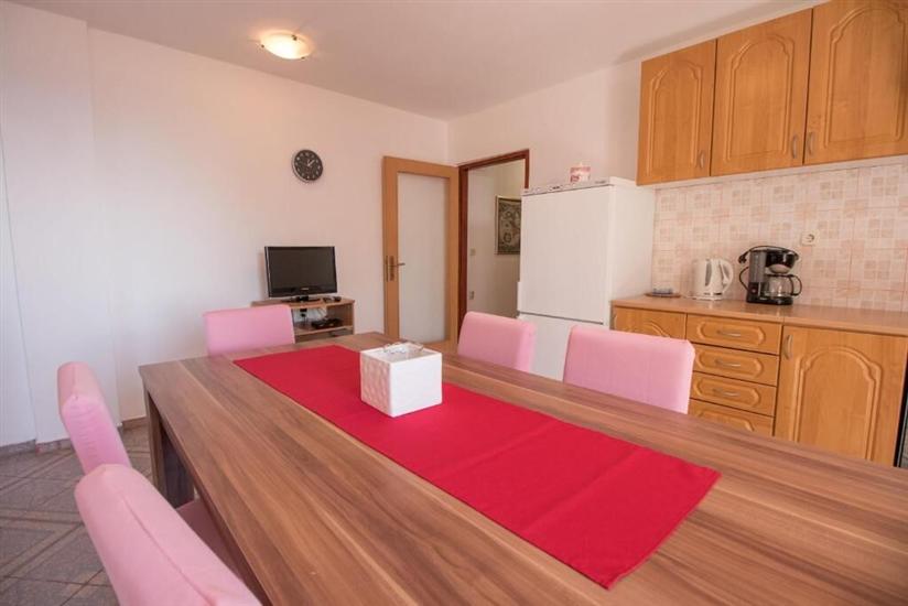 Apartment A2, for 4 persons