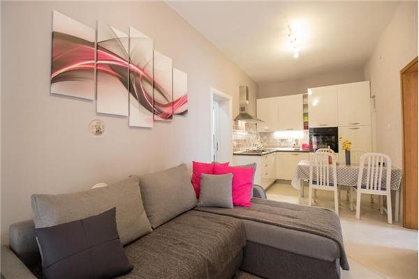 Apartment A1, for 5 persons