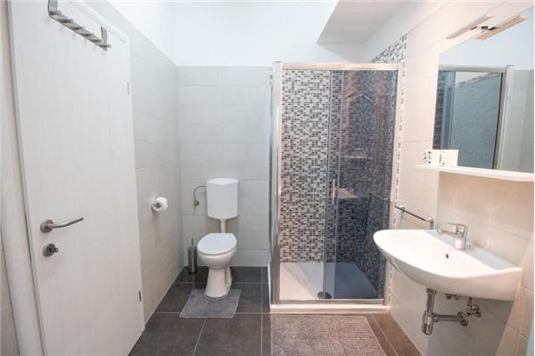 Apartment A1, for 5 persons