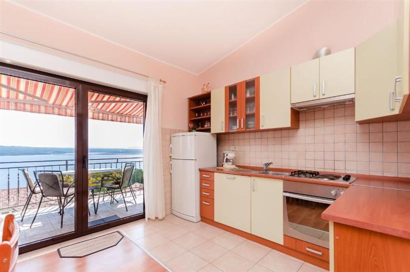 Apartment A2, for 5 persons